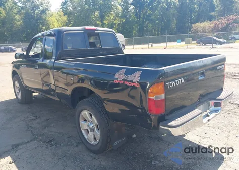 2000 Toyota Tacoma z USA, uszkodzony, nr VIN 4TAWM72N7YZ683933